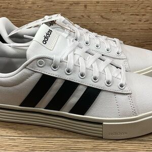 Size 7 - Adidas Daily 4.0 White Black